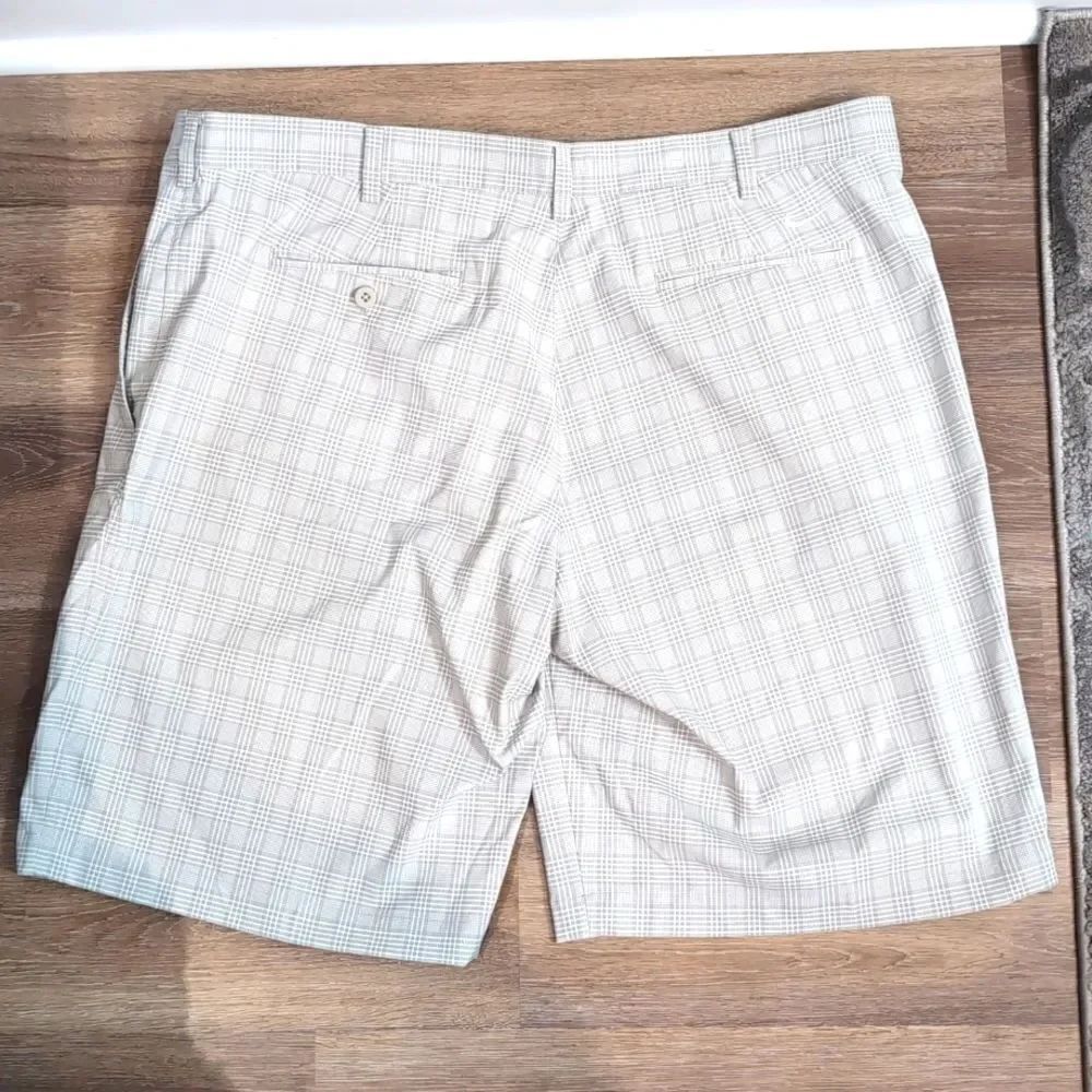 Nike Golf Dri-Fit Grey Plaid Sz 42 Shorts Men - Picture 3 of 6